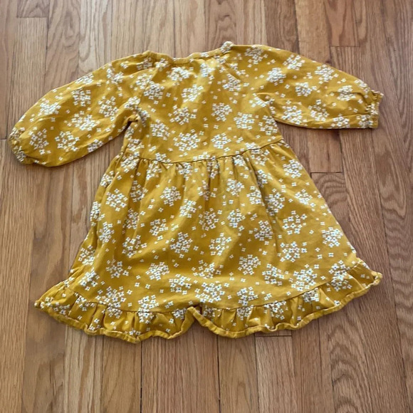 Tea Collection sz 4 yellow floral dress elastic at cuffs great pre owned cond - Picture 3 of 3